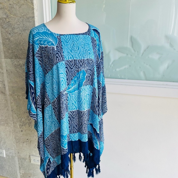 0006/ Light And Dark Blue Poncho With Fringed - Picture 7 of 7